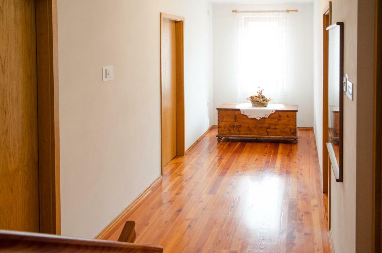 Apartment Pri Damijanu Ponikve Dış mekan fotoğraf