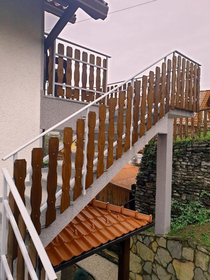 Apartment Pri Damijanu Ponikve Dış mekan fotoğraf